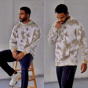 FEAT BlanketBlend Hoodie $118.00 NWT small / woman’s medium